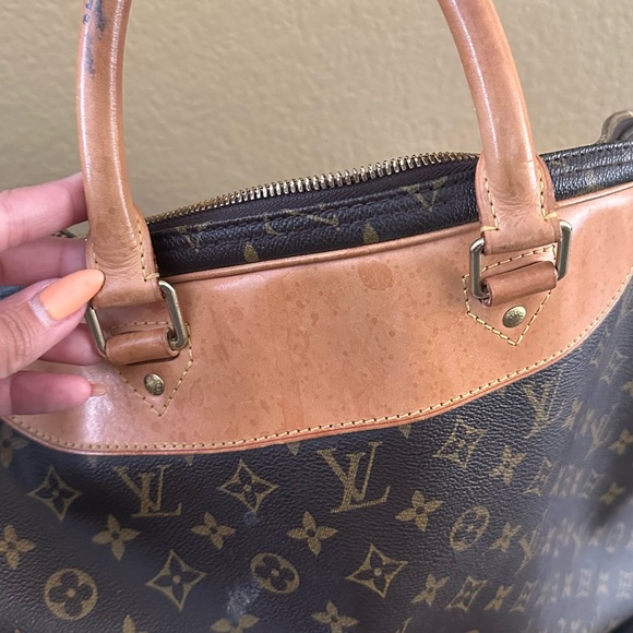 Authentic Louis Vuitton Alize 3 Poches Monogram Canvas Travel Bag - Picture 8 of 9